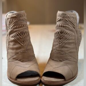 Vince Camuto Tan Peep-Toe Ankle Booties